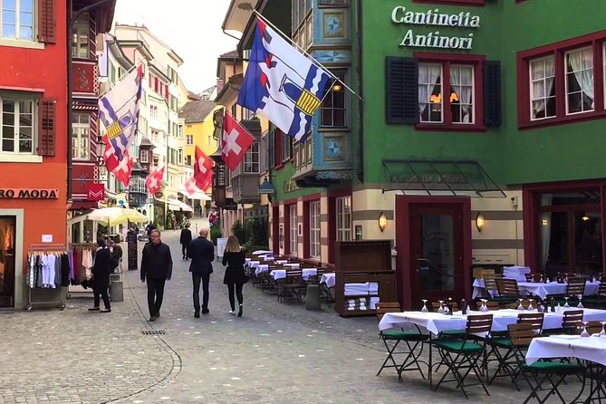 3 in 1: Zurich Walking Tour - Cruise on the Lake - Cable Car Ride to Felsenegg - Lake Zurich cruise: Lindt chocolate talk and shoreline views