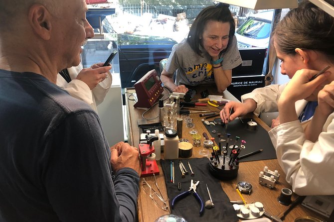 À Maurice Watch Workshop in Zurich - How long it takes, and how to plan it in your Zurich day