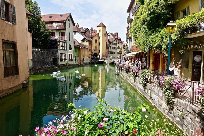 Annecy - Venice of the Alps - Tour from Geneva - Lake Annecy Views, Free Time, and How to Avoid a Rushed Feeling