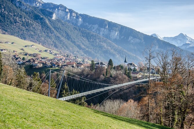 Beatus Caves, Panoramic Bridge, Nature Park Blue Lake and Lake Thun Cruise - Guide style, timing, and how to avoid disappointment