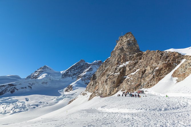 Beginners Ski Day Trip to Jungfrau Ski Region from Zurich - What to do with your free time in Grindelwald