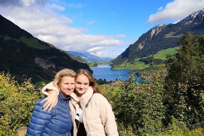 Best of Bernese Oberlands from Luzern - Brienz village stroll: woodcarving culture and a calm lakeside break