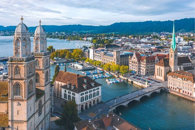 Best of Zurich and Surroundings - Extended City Sightseeing Tour - Group size, bus comfort, and how to get the best seats