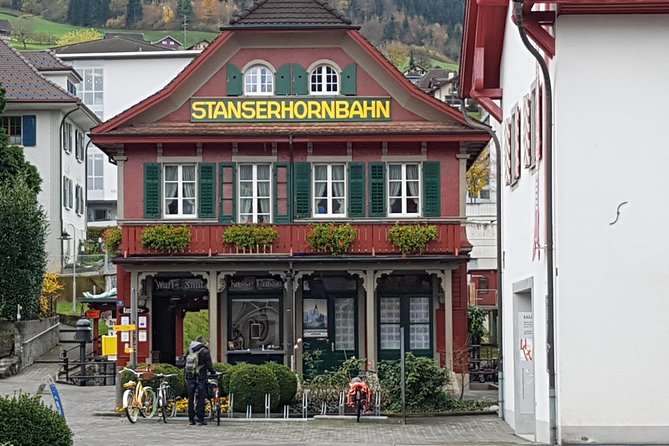 Cabrio Cable Car to Stanserhorn Half-Day Trip from Luzern - Luzern to Stans: the first short ride that sets the tone
