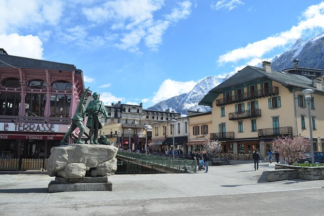 Chamonix Day Trip and Geneva City Tour - The Aiguille du Midi Upgrade at 3842m: Panoramas and the “Step into the Void” Option