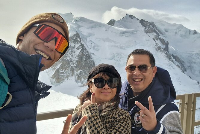 Chamonix Mont-Blanc Full Day Guided Tour - Aiguille du Midi summit views: the short-time strategy