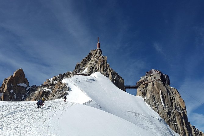 Chamonix & Mont Blanc Guided Day Trip with SkyView Panoramic bus - Montenvers and Mer de Glace glacier, by red cog railway