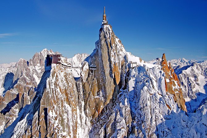 Chamonix & Mont Blanc Guided Day Trip with SkyView Panoramic bus - Chamonix town time for lunch you actually choose