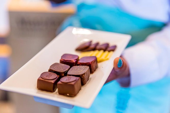 Chocolate Tasting with Lake Trip and City Tour: The Ultimate Lucerne Experience - Lake Lucerne boat cruise: an easy scenic win