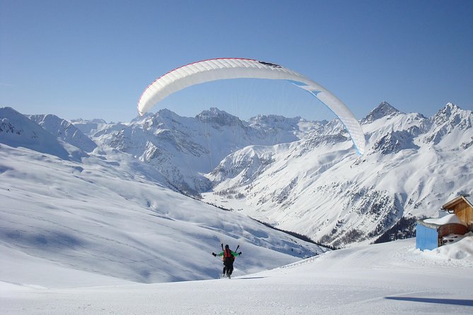 Davos Absolutely Free Flying Paragliding Tandem Flight 1'000 Meters High - Your two hour slot, and how much time you actually fly