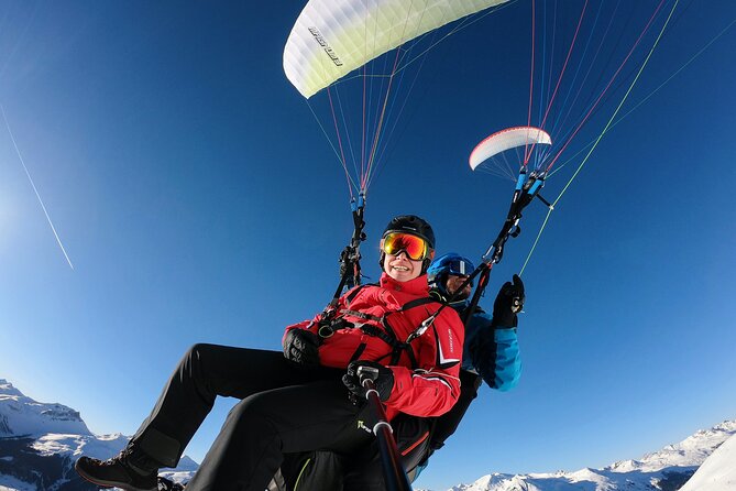 DAVOS: Paragliding For 2 Passengers - Together In The Air! (Video&Photos Incl.) - Takeoff and landing briefing, where pilots turn fear into focus