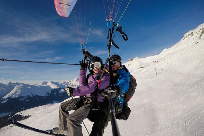Davos Ski And Fly (Video & Photos Included) - The Short Ski Before Takeoff: The Moment You Share With Your Pilot