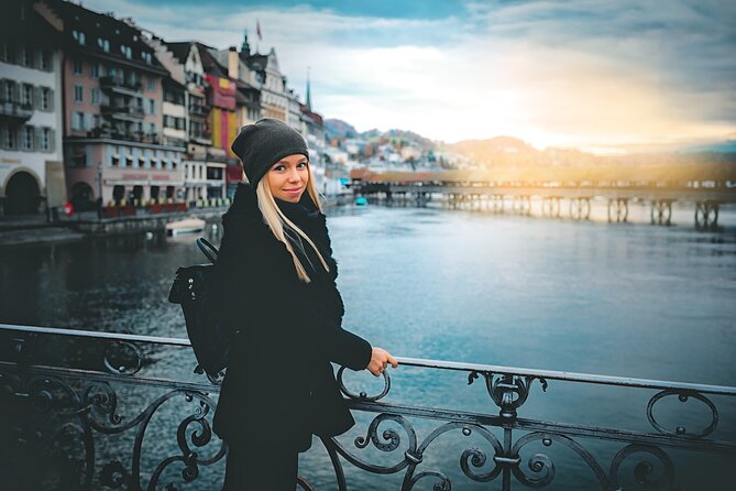 Einstein in Zurich: Walk in Time Exploration Game and Tour - Starting at Rathausbrücke, ending at Polyterrasse