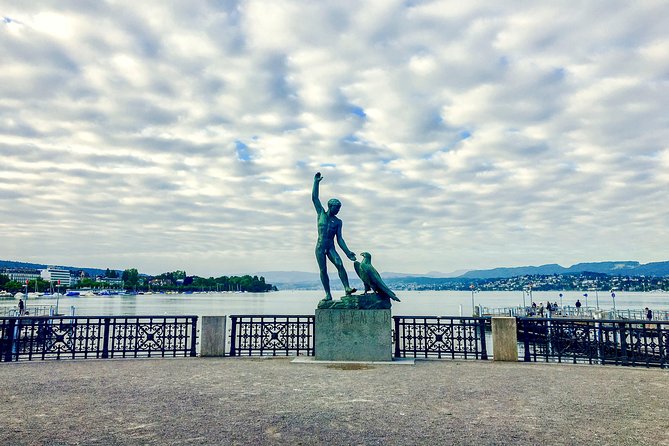 Explore Montreux in 60 minutes with a Local - Price and logistics: getting value from $105