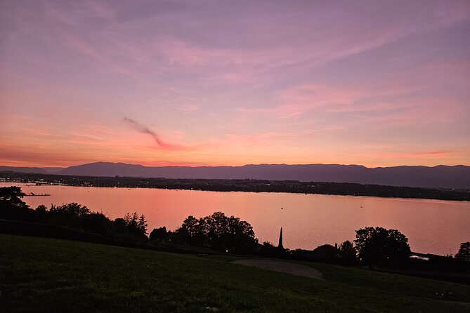 Fondue and wine private Tuk Tuk tour in Geneva - Cologny Viewpoint: The Photo Stop That Feels Like a Secret