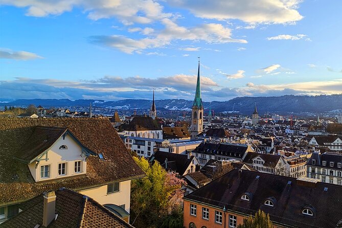 Full-Day Private Zurich Sightseeing Tour and Chocolate Tasting - How a private day in Zurich stays practical