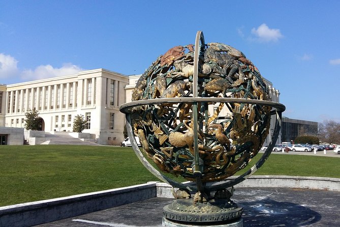 Geneva Highlights 2-Hour Introductory Tour - Coach panoramas: Jet d’Eau, St Pierre, and the diplomatic story