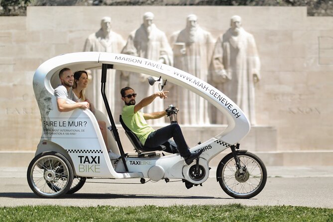 Geneva Highlights Tour by TaxiBike - Where it starts: Pl. de Neuve for a fast Geneva orientation