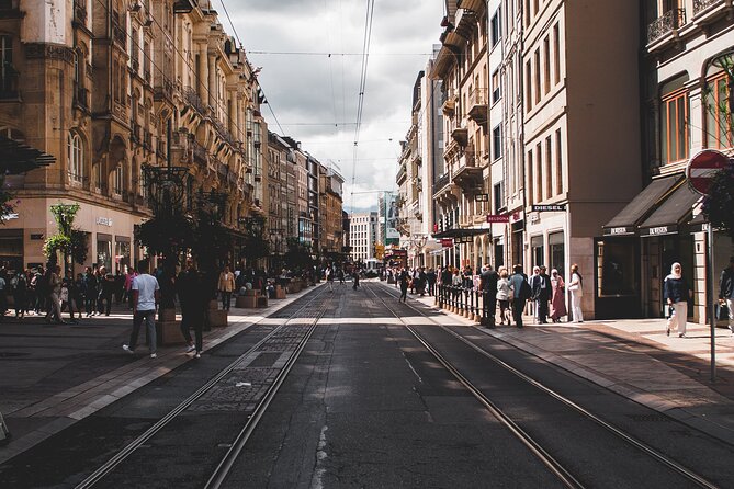 Geneva Private Walking Tour with a Local - How a Private 2 to 6 Hour Walk Gets Customized to You