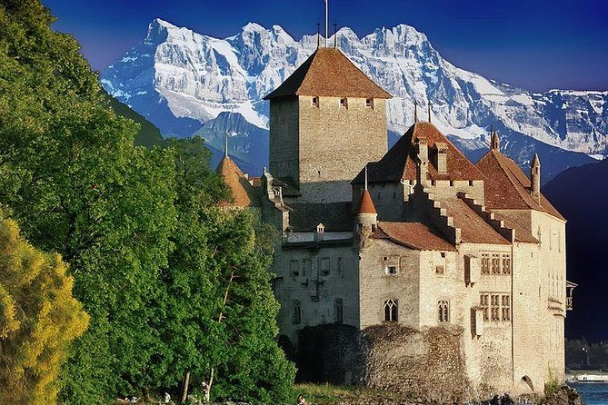 Geneva to Lausanne, Montreux and Château Chillon Private Tour - Montreux Free Time: Casino Views, Jazz Town Energy, and Optional Boat Upgrade
