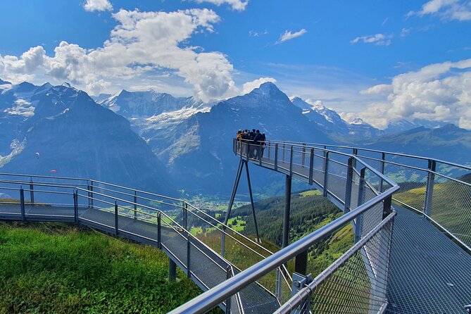 Grindelwald First (Top of Adventure) Ticket incl. Cliff Walk - Getting Up There: Your Gondola Ride and the Firstbahn AG Start