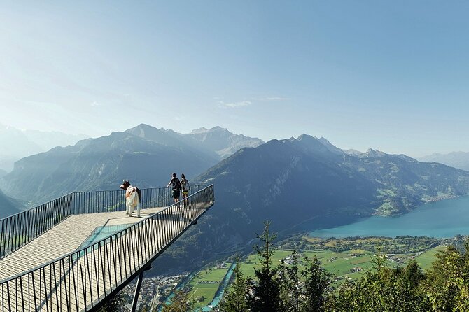 Grindelwald, Interlaken and Lauterbrunnen Day Trip from Lucerne - Food, water, and what to pack for a mountain day