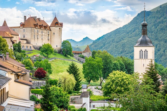 Gruyères, Cheese Factory & Maison Cailler Day Trip from Bern - Setting off from Bern: the train part matters