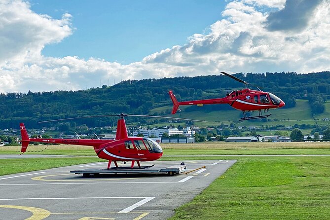 Helicopter tour to the Stockhorn mountain, with great view to the Swiss Alps - The 26-minute Stockhorn and Lake Thun flight, really