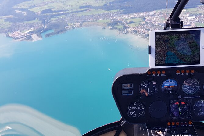 Helicopter tour to the Stockhorn mountain, with great view to the Swiss Alps - Thun Castle and the Aare River: seeing a city from above
