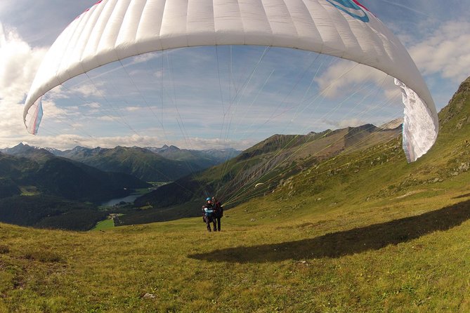 Klosters Tandem Paragliding Flight from Gotschna - Meeting at Klosters Platz, Then the Cable Car + Short Hike Combo