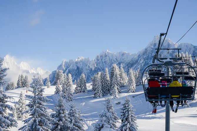 (KTG114) - Chamonix Skiing day from Geneva - Lognan: boardercross speed and snow park energy