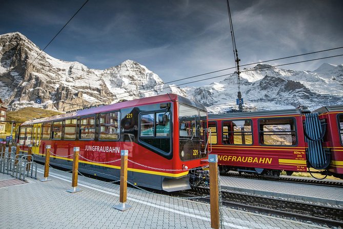 (KTL364) - Small group tour Jungfrau and Interlaken from Lausanne - Stop 2: The Eiger viewpoint, quick and photo-driven