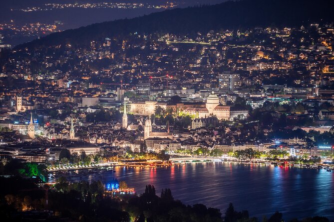 Lake Zurich mini boat tour / by night! - The Aquaretum fountain photo stop you will remember