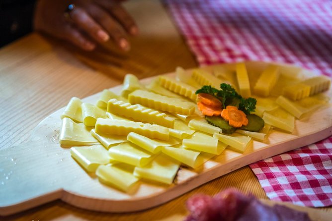 Lucerne CH Experience: Cheese, Chocolate, Chapel Bridge & Château - Swiss chocolate first, so you get the fun out of the way