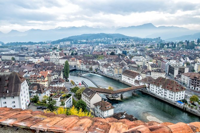 Lucerne small group walking tour and Lake Cruise from Zürich - Zurich to Lucerne by Intercity train, the easy start