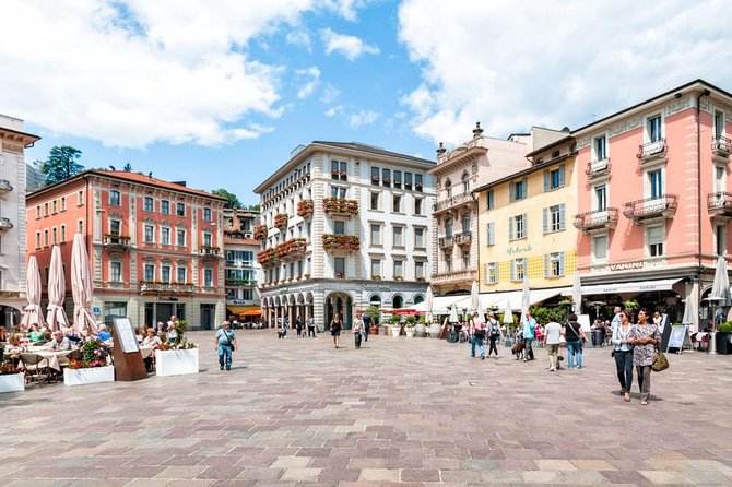 Lugano, Lake Lugano, private walking guided tour - Luini’s 15th-Century Stop: Art That Changes How You Look at a Building