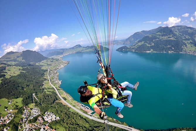 Luzern / Lucerne Professional Paragliding Tandem Flights - Getting to the start: Bahnhofplatz meeting and the CHF 20 ascent fee