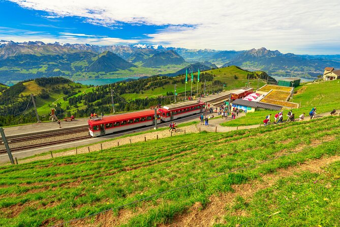 Mount Rigi: A Scenic Day Trip to the Queen of the Mountains - Cable car to Weggis: the view shifts from peak to lake