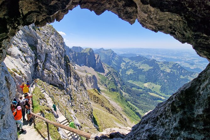 Mt Pilatus and Lucerne Day Trip from Zurich With Lake Cruise - Weather and Seasonal Swaps: What Changes in Late October and November