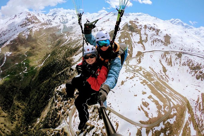 Paragliding mountain flight - The air time: Matterhorn views, high-peaks scenery, and real calm
