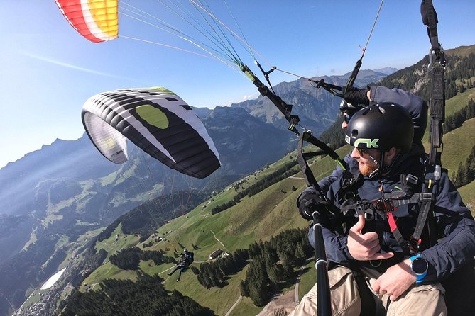 Paragliding Tandemflight Lucerne - Engelberg - What happens before you jump: briefing to takeoff flow