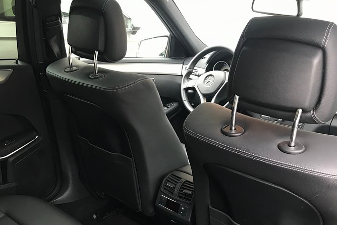 Private Arrival Transfer: from Zurich Airport to Sankt-Moritz - Meet-and-greet pickup at Zurich Airport, where you will spot your driver