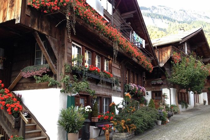Private Day tour from Interlaken: Lake, Gorge & Waterfall - Why a private Lake Brienz and gorge day makes sense