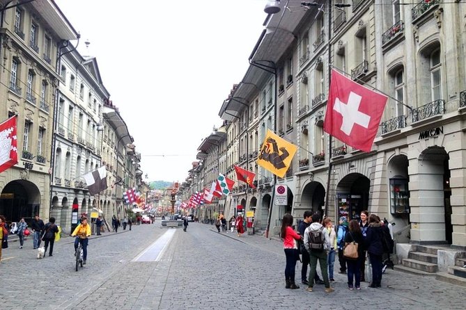 Private Swiss Cheese and Chocolate Tour from Interlaken - Jaun mountain pass views and bakery-style local dishes