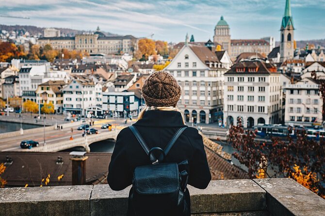 Private Tour of Zurich in 60 minutes with a Local - Old-town alleys, preserved details, and the charm you can spot