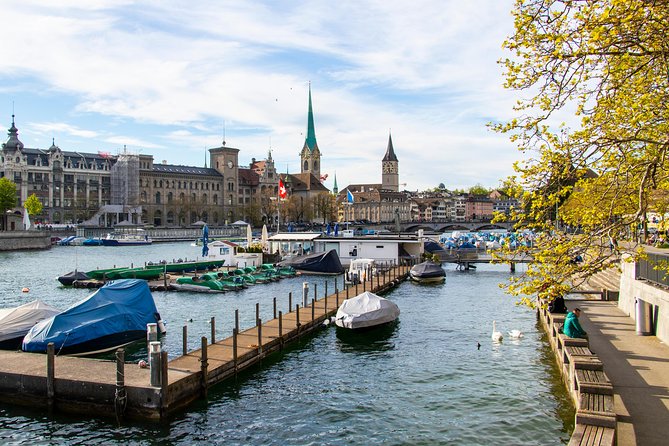 Private Tour of Zurich in 60 minutes with a Local - Price and value: what $104.43 buys you in Zurich time