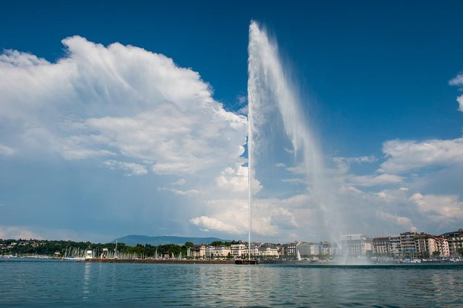 Private Tour : The best of Geneva city tour - Old Town Walking With Cathedral St Pierre and Watchmaking Signals