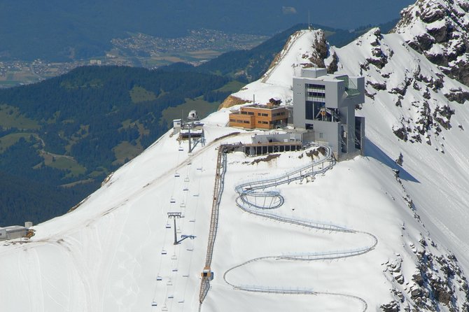 Private Tour to Glacier 3000 - High level experience -from Geneva - Peak Walk by Tissot: a suspended bridge that asks for attention