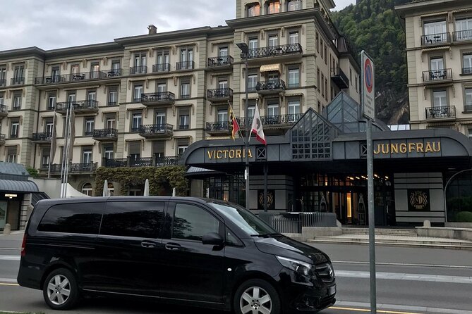 Private Tour to Swiss Capital, Castles & Lakes by Car from Zurich - Thun Castle and old town: when you can see interior rooms