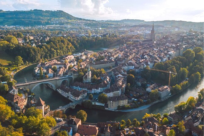 Private Tour to Swiss Capital, Castles & Lakes by Car from Zurich - St Beatus Caves area: viewpoint first, tickets not required